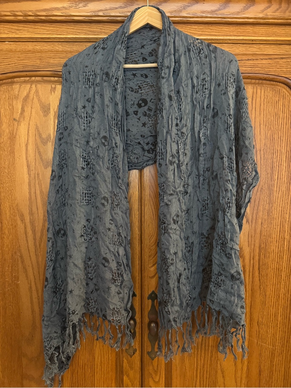 Women’s Lightweight Open Front Fringe Shawl - Gray